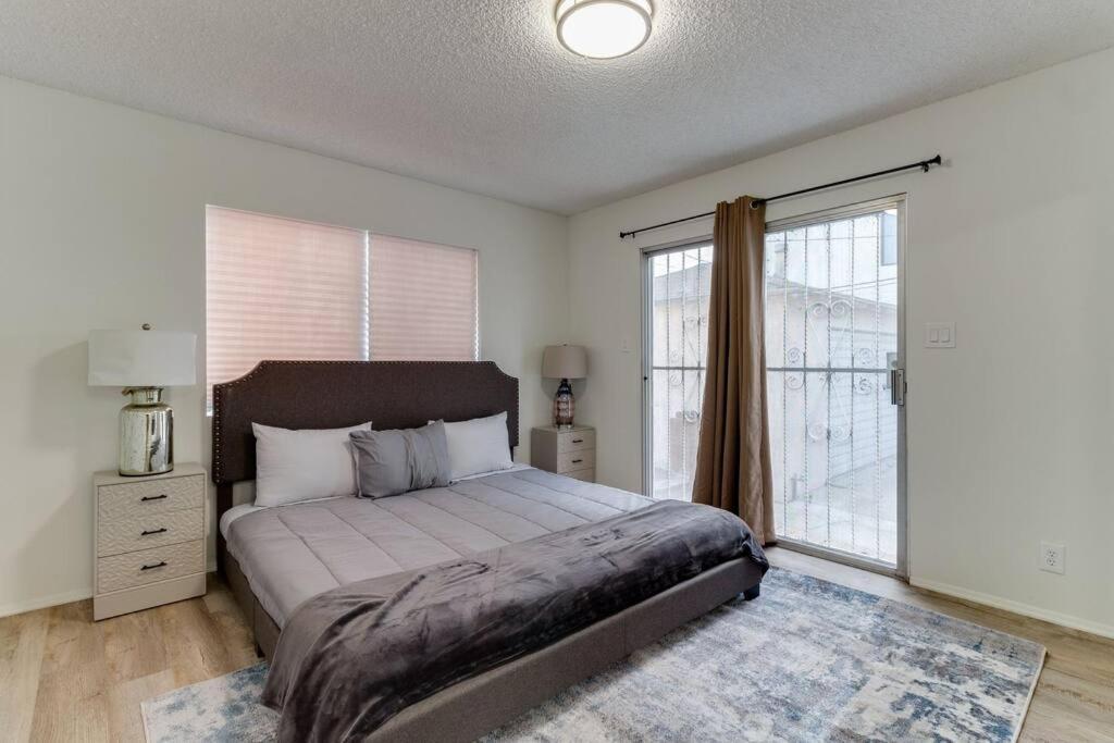 Сasa de vacaciones New 4 Bedroom Modern In Mar Vista *